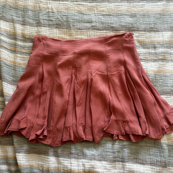 Forever 21 Pink Fit-And-Flare Mini Skirt With Side Zipper - Picture 3 of 4